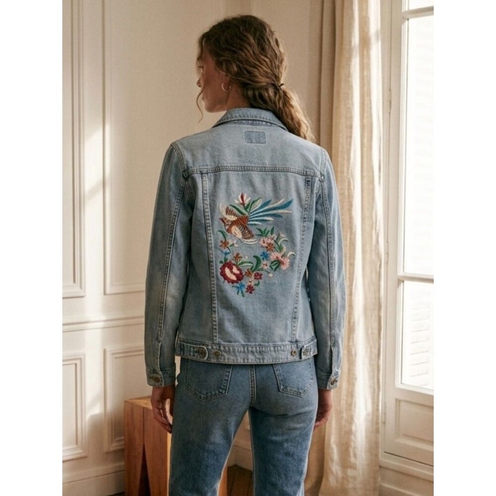 Custom Embroidered ASOS Denim Jean Jacket Light Blue Wash Bird Floral Size S